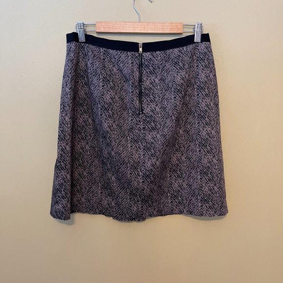 Ann Taylor Mini Skirt size 6. - Picture 5 of 11